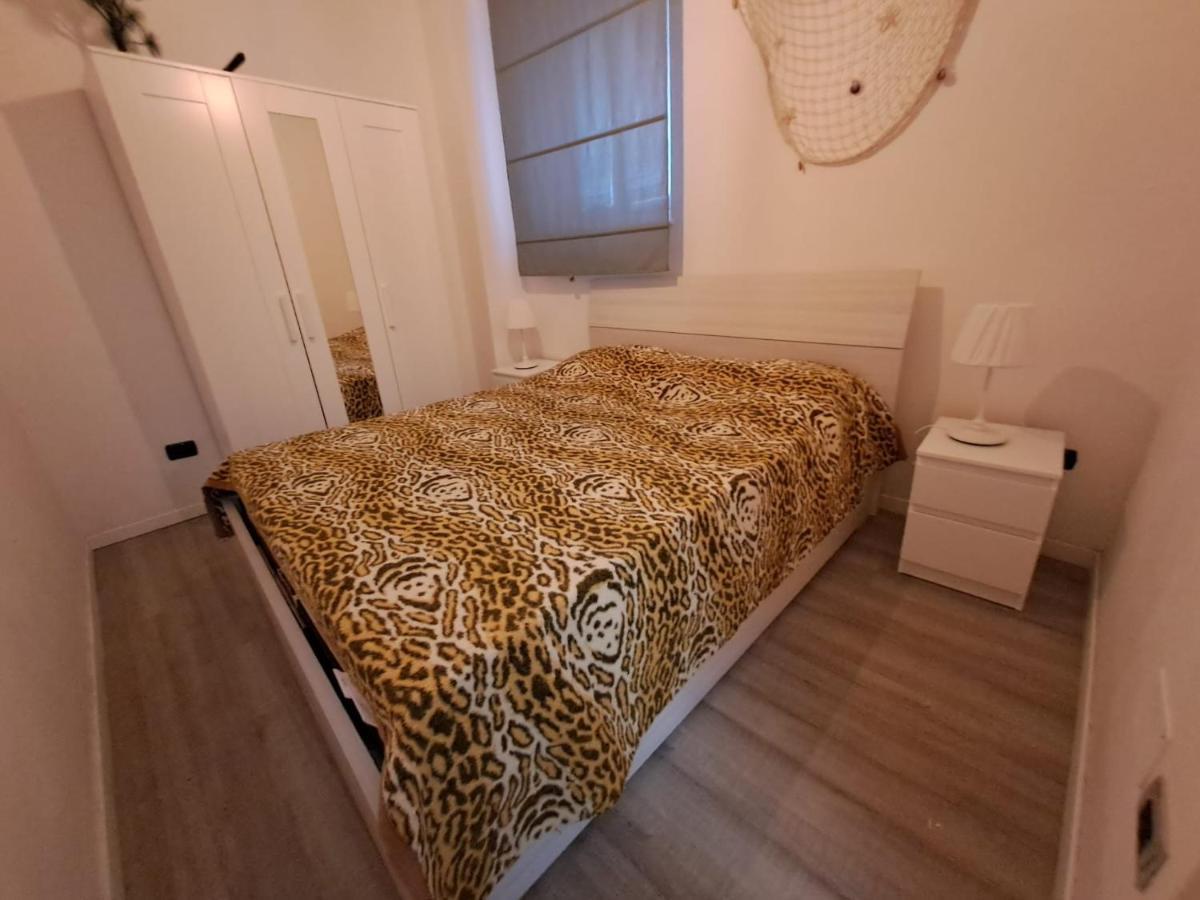 Appartamento In Centro Savona Zewnętrze zdjęcie