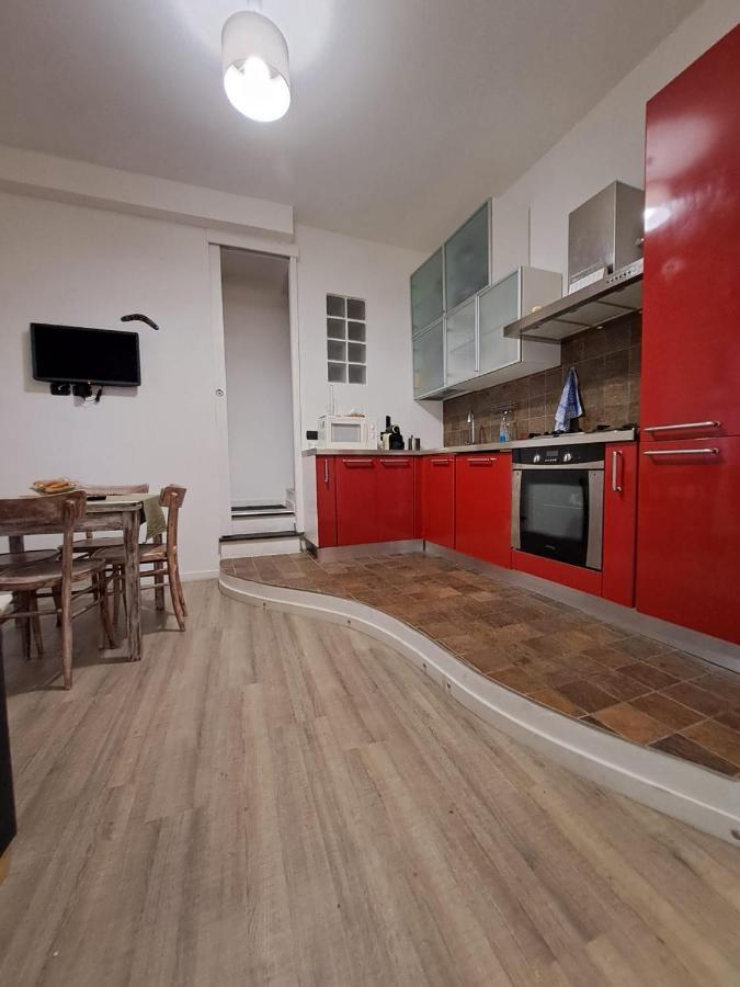 Appartamento In Centro Savona Zewnętrze zdjęcie